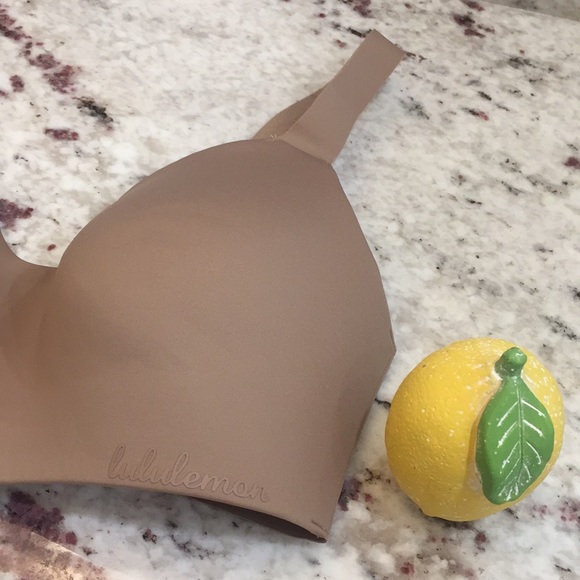 LULULEMON 32D Hold True Bra Soft Sand Size 32D - Picture 6 of 16